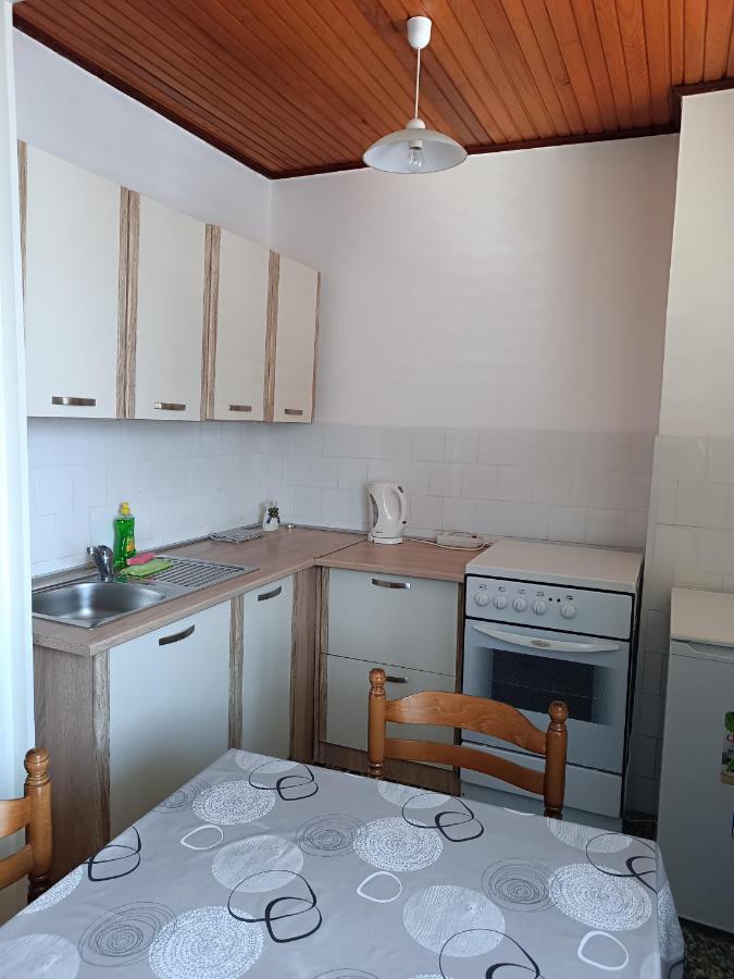 Apartment Hinic Vrhovine Εξωτερικό φωτογραφία